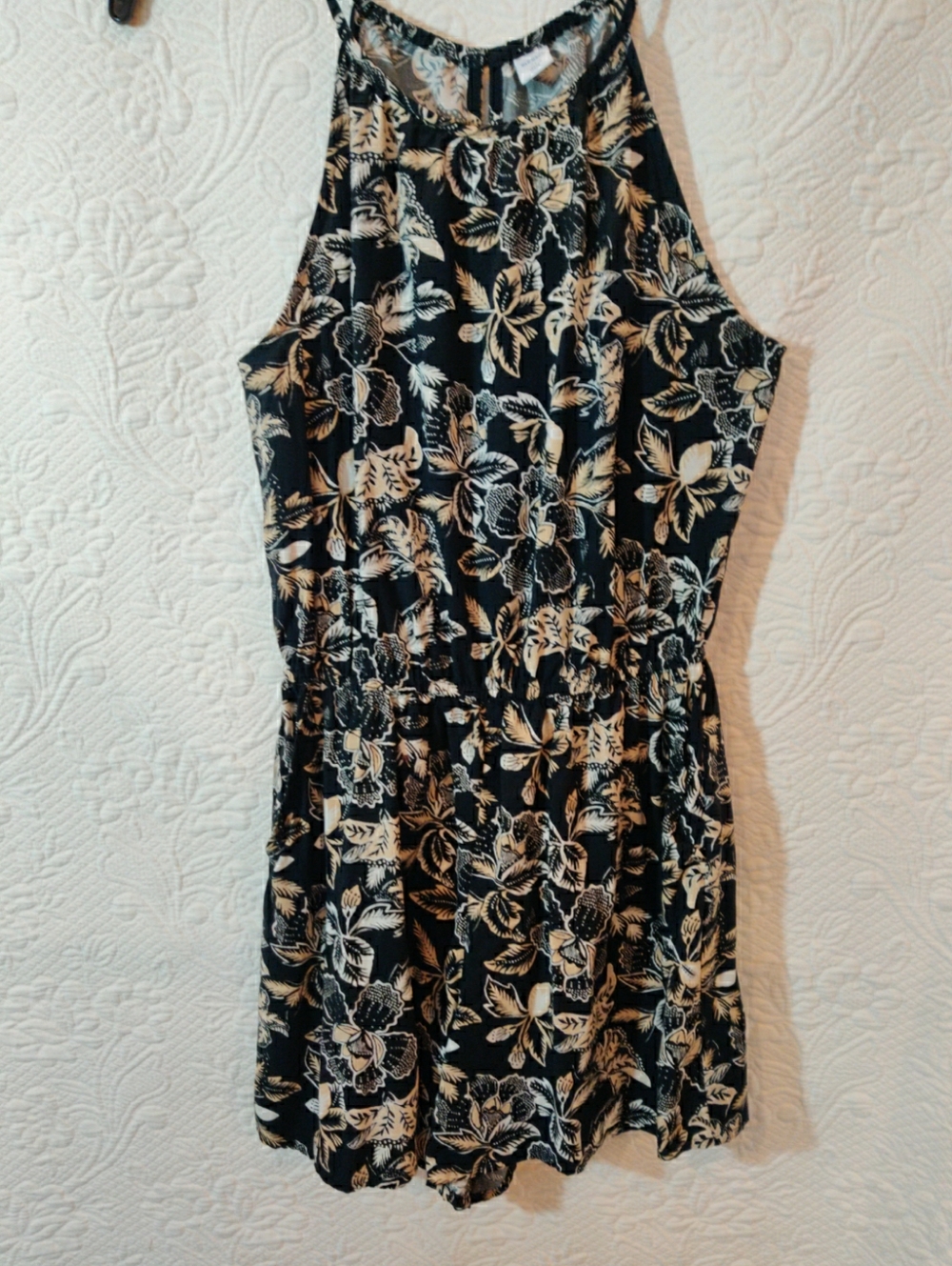 Old Navy Black & Cream Floral Halter One Piece Summer Holiday Romper W Pockets